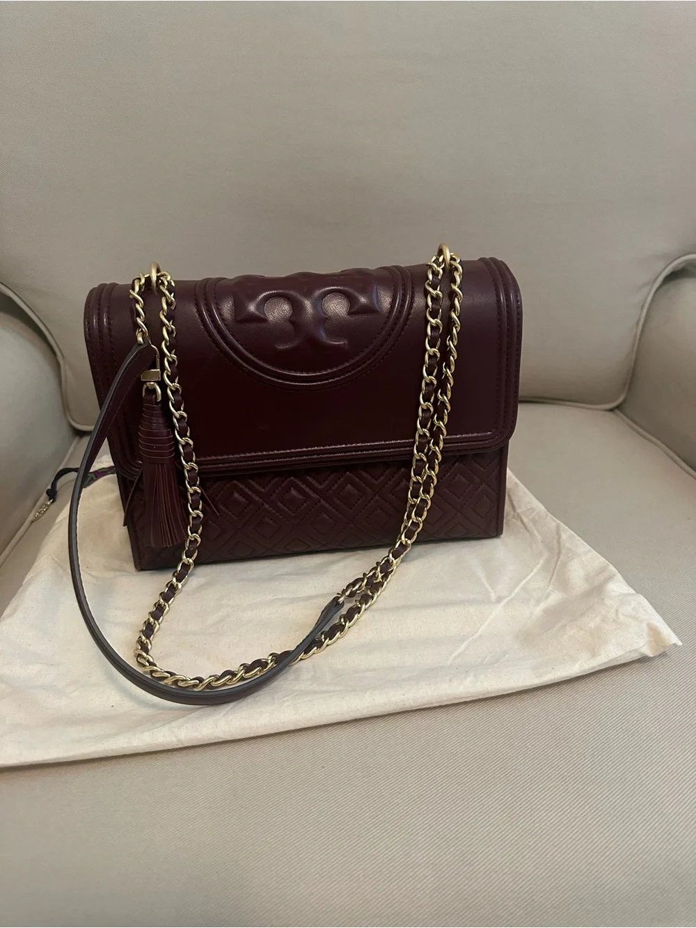 Tory Burch Fleming Quilted Shoulder Bag - Bordeaux